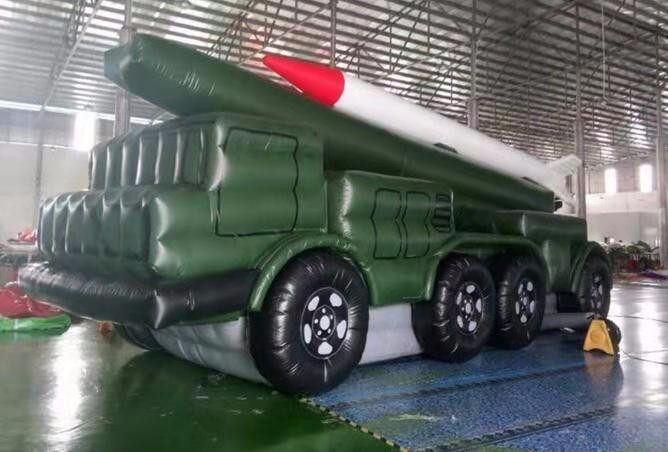 邕宁部队小型导弹车